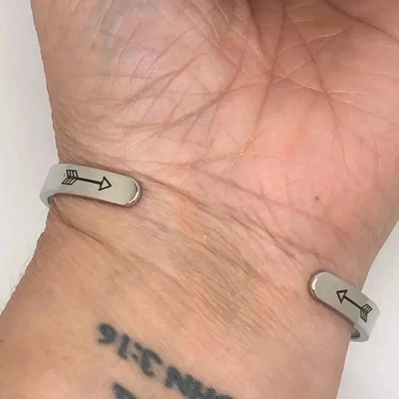 Keep F@cking Going Stainless Steel Encouragement Bracelet Bangle NWT - Picture 3 of 6